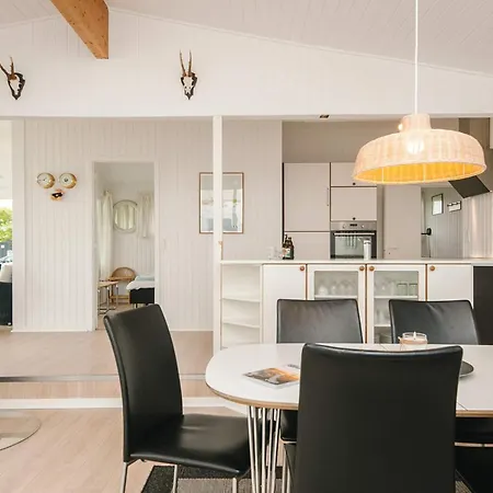 Secluded Retreat With Views - By Traum בית נופש *