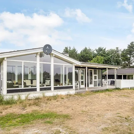 Secluded Retreat With Views - By Traum *