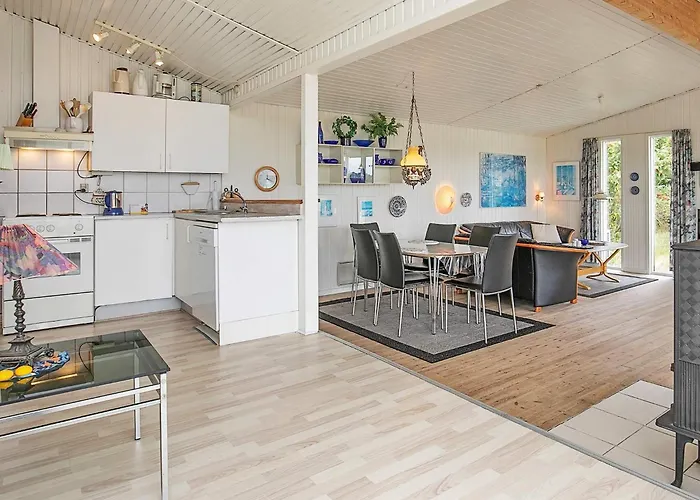 Secluded Retreat With Views - By Traum *