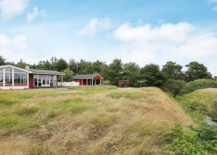 Secluded Retreat With Views - By Traum Feriehus